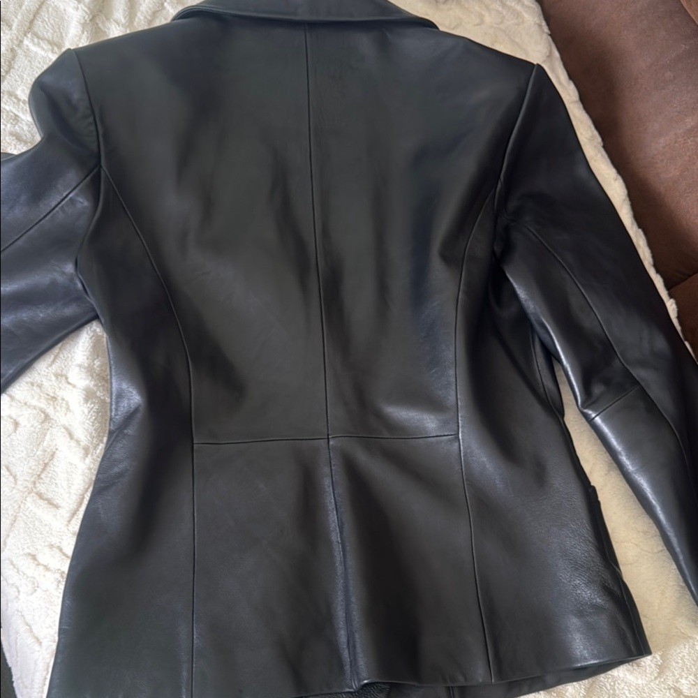 Women's Black Leather Jacket - Picture 11 of 16